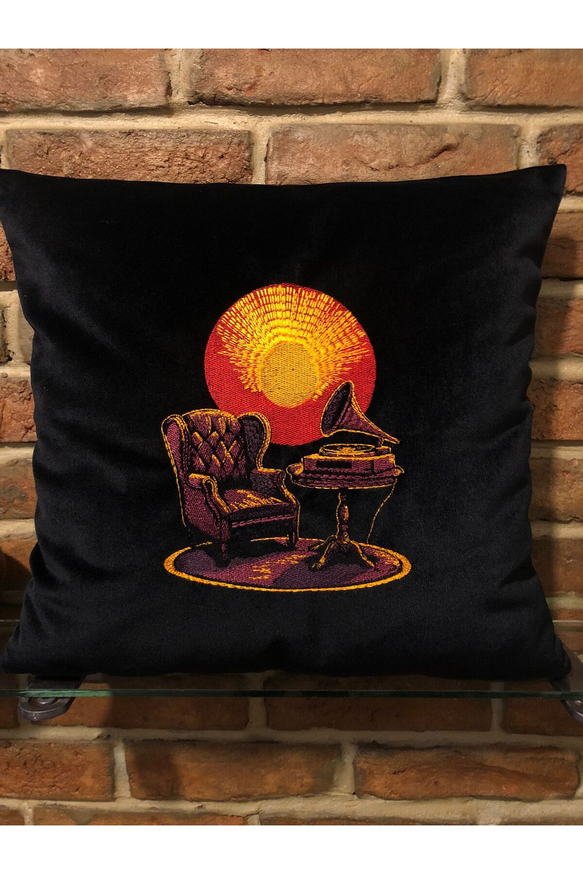 Retro Koltuk Nakışlı Siyah Kadife Kırlent Kılıfı Vintage Salon Temalı Dekoratif Yastık